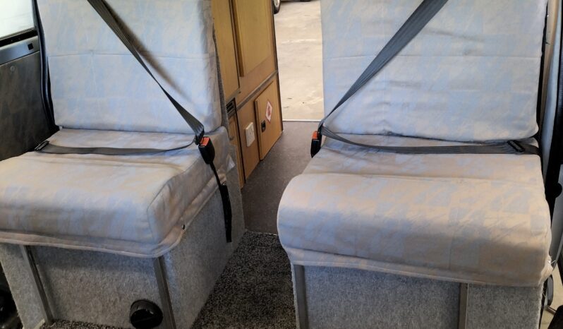 DRIVELODGE SPORTSMAN 2 BERTH HIGH TOP CAMPERVAN TOYOTA HIACE 2.5 DIESEL full