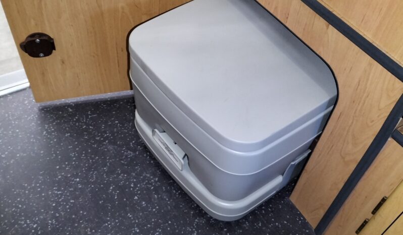 DRIVELODGE SPORTSMAN 2 BERTH HIGH TOP CAMPERVAN TOYOTA HIACE 2.5 DIESEL full