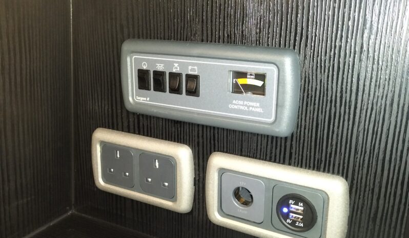 FIAT SCUDO PANORAMA FAMILY 2 BERTH CAMPERVAN AVC TRAVERSE LIKE PEUGEOT EXPERT full