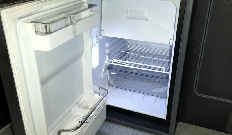 FIAT SCUDO PANORAMA FAMILY 2 BERTH CAMPERVAN AVC TRAVERSE LIKE PEUGEOT EXPERT full