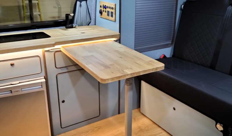 VOLKSWAGEN TRANSPORTER T6.1 T28 HIGHLINE POP-TOP CAMPERVAN *STUNNING THROUGHOUT* full