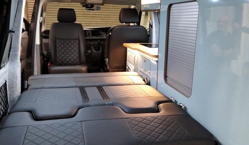 VOLKSWAGEN TRANSPORTER T6.1 T28 HIGHLINE POP-TOP CAMPERVAN *STUNNING THROUGHOUT* full