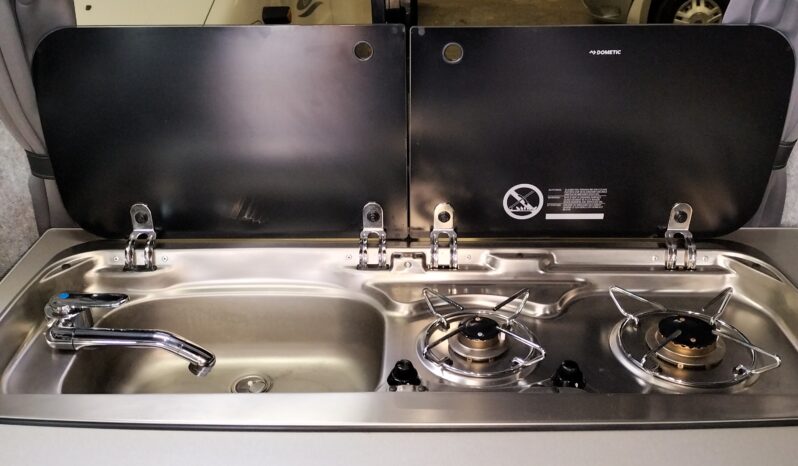 LEISUREDRIVE POP-TOP CAMPERVAN VOLKSWAGEN TRANSPORTER T28 S-LINE TD **STUNNING** full