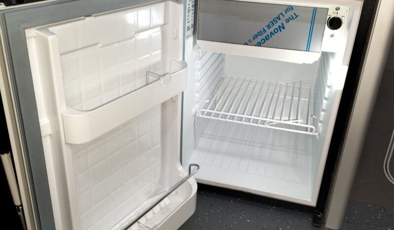 VOLKSWAGEN TRANSPORTER T28 STARTLINE POP-TOP CAMPERVAN **ABSOLUTELY STUNNING** full