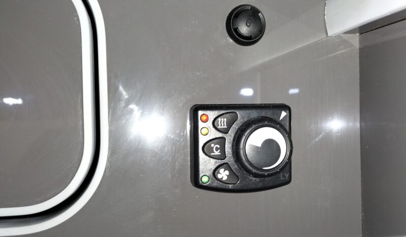 VOLKSWAGEN TRANSPORTER T28 STARTLINE POP-TOP CAMPERVAN **ABSOLUTELY STUNNING** full