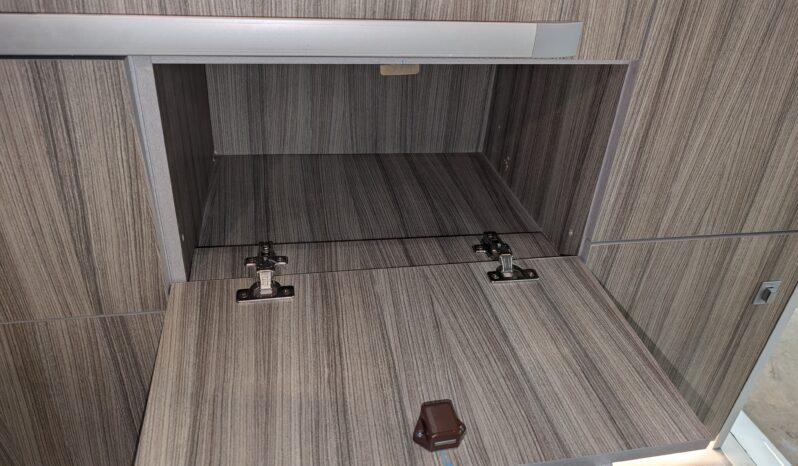 PEUGEOT EXPERT TEPEE SE 2.0 D AUTOMATIC POP-TOP CAMPEVAN BRAND NEW CONVERSION full