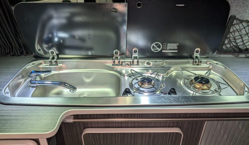 VW T6 T28 T-LINE POP-TOP 4 BERTH CAMPERVAN, LOVELY COLOUR, STUNNING THROUGHOUT full