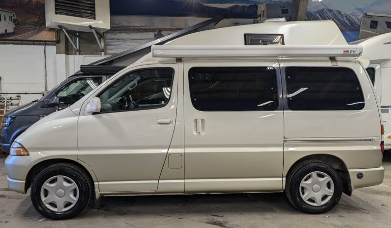 WELLHOUSE LEISURE TOYOTA GRANVIA HIGH TOP CAMPERVAN 2.7 PETROL AUTO WITH LPG full