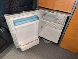 WELLHOUSE LEISURE TOYOTA GRANVIA HIGH TOP CAMPERVAN 2.7 PETROL AUTO WITH LPG full