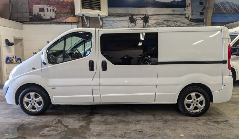 VAUXHALL VIVARO 2900 SPORTIVE LWB 2.0 CDTI CAMPER/DAY VAN, OUTSTANDING CONDITION full