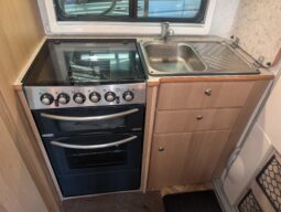 AUTOCRUISE STARGAZER 2 BERTH MOTORHOME PEUGEOT BOXER 335 2.2 DIESEL ***SUPERB*** full