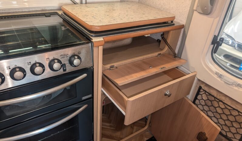 AUTOCRUISE STARGAZER 2 BERTH MOTORHOME PEUGEOT BOXER 335 2.2 DIESEL ***SUPERB*** full