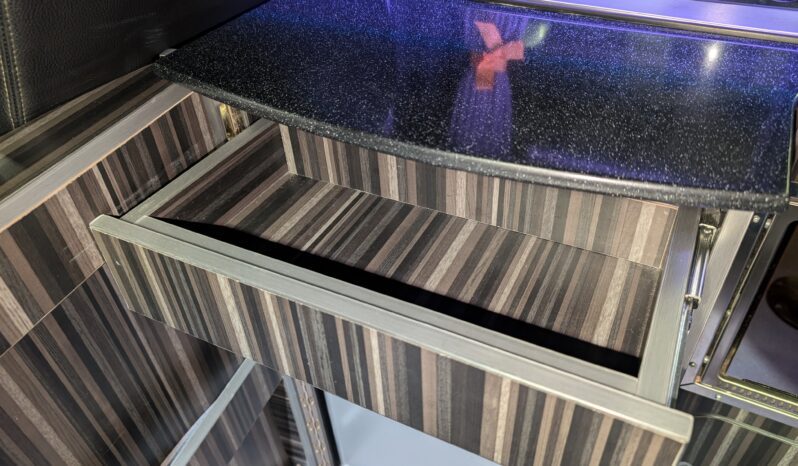 AUTOHAUS POP-TOP CAMPERVAN TRANSPORTER T32 STARTLINE**ABSOLUTELY STUNNUING** full