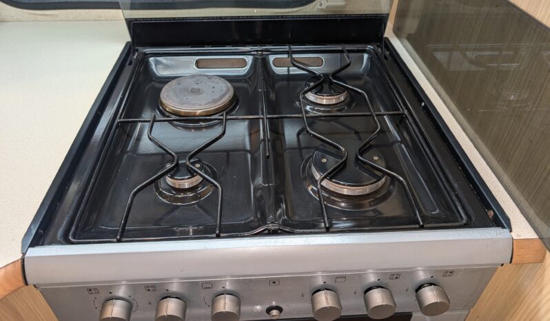 BESSACARR E540 2 BERTH MOTORHOME FIAT DUCATO 35 130 M-JET **SUPERB THROUGHOUT** full