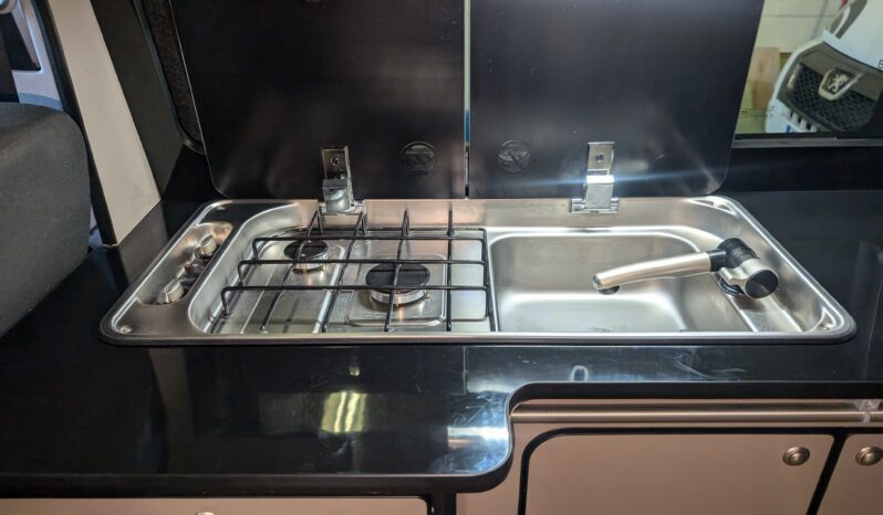 VW T6 TRANSPORTER T30 STARTLINE 2.0 TDI CAMPERVAN **AMAZING VALUE!!** full