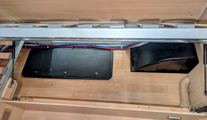 BESSACARR E520 2 BERTH REAR LOUNGE LOW PROFILE MOTORHOME FIAT DUCATO 2.3 DIESEL full