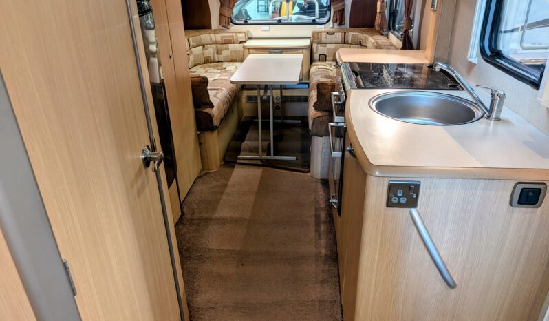 BESSACARR E520 2 BERTH REAR LOUNGE LOW PROFILE MOTORHOME FIAT DUCATO 2.3 DIESEL full