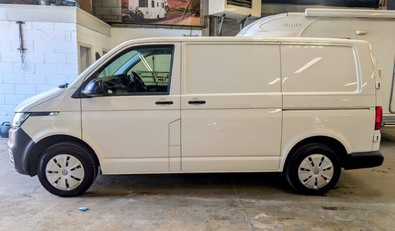VOLKSWAGEN TRANSPORTER T28 STARTLINE2.0 TDI PANEL VAN, SUPERB TRHROUGHOUT full