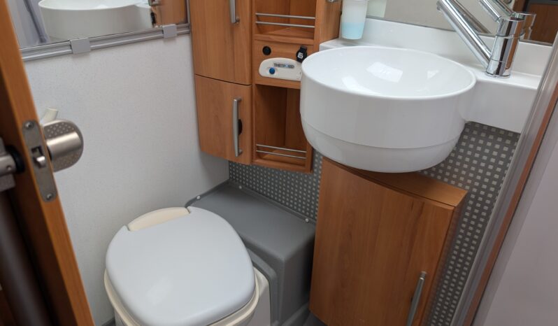 HYMER B675 A CLASS 4 BERTH MOTORHOME MERCEDES BENZ 2.7D LHD **STUNNING** full