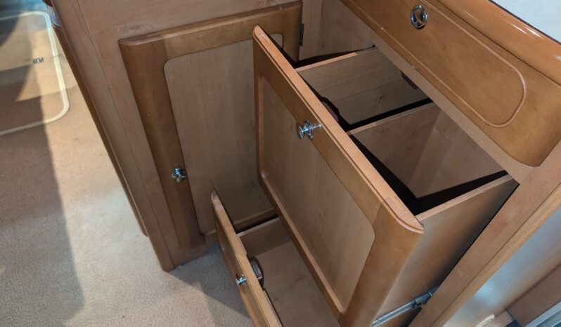 RAPIDO 9048DF 4 BERTH A CLASS MOTORHOME FIAT DUCATO 2300 *SUPERB THROUGHOUT* full