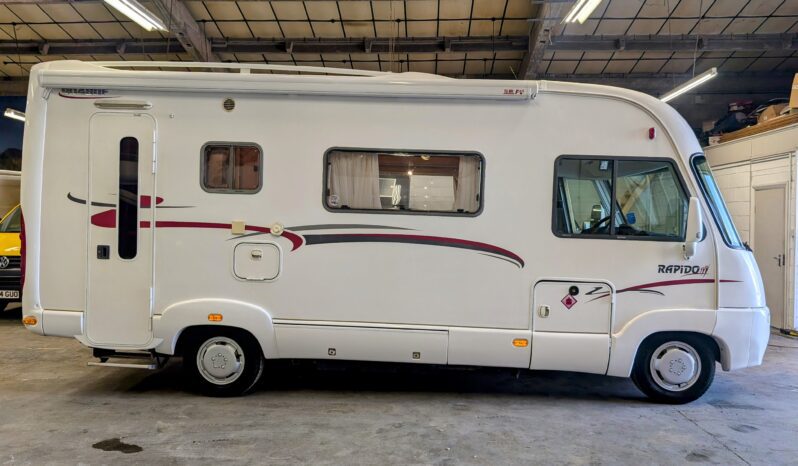 RAPIDO 9048DF 4 BERTH A CLASS MOTORHOME FIAT DUCATO 2300 *SUPERB THROUGHOUT* full