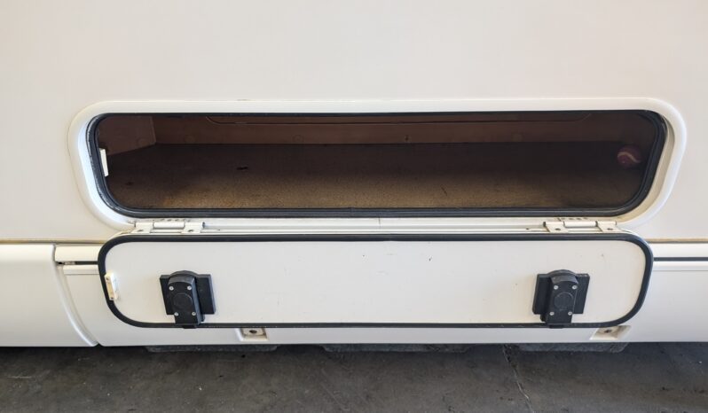 RAPIDO 9048DF 4 BERTH A CLASS MOTORHOME FIAT DUCATO 2300 *SUPERB THROUGHOUT* full