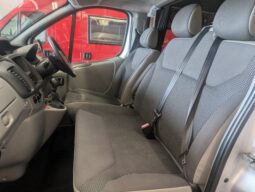 VAUXHALL VIVARO 2900 CDTI HIGH TOP SWB CAMPERVAN **FANTASTIC VALUE FOR MONEY** full