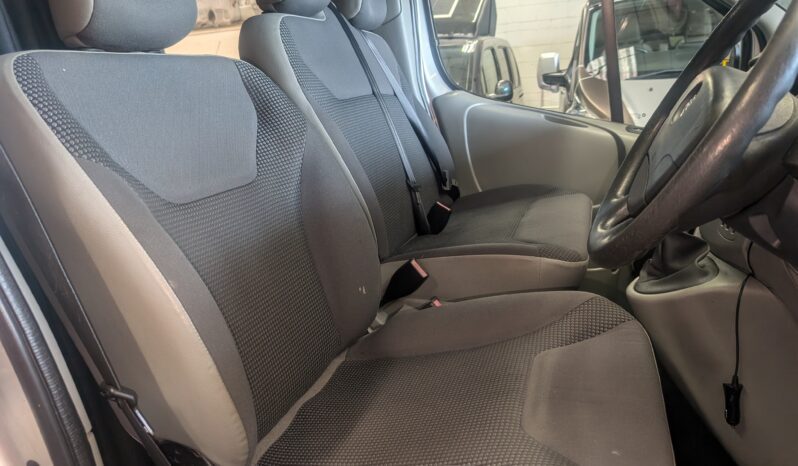 VAUXHALL VIVARO 2900 CDTI HIGH TOP SWB CAMPERVAN **FANTASTIC VALUE FOR MONEY** full