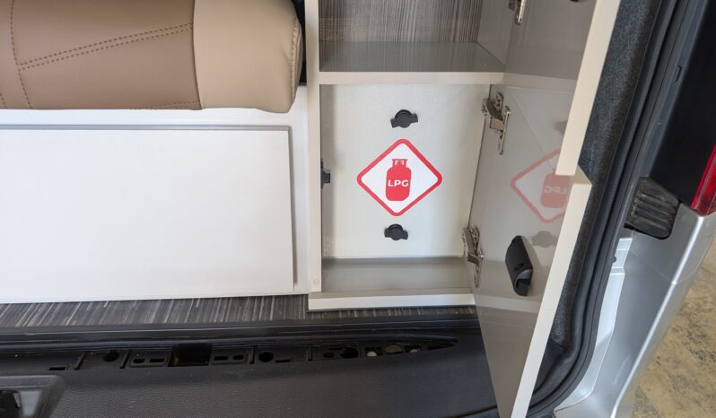 FORD TOURNEO CUSTOM 320 TITANIUM POP-TOP CAMPERVAN **BRAND NEW CONVERSION** full