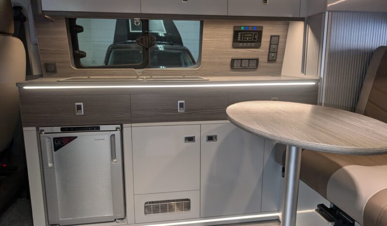 FORD TOURNEO CUSTOM 320 TITANIUM POP-TOP CAMPERVAN **BRAND NEW CONVERSION** full