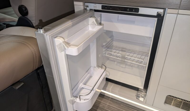 FORD TOURNEO CUSTOM 320 TITANIUM POP-TOP CAMPERVAN **BRAND NEW CONVERSION** full