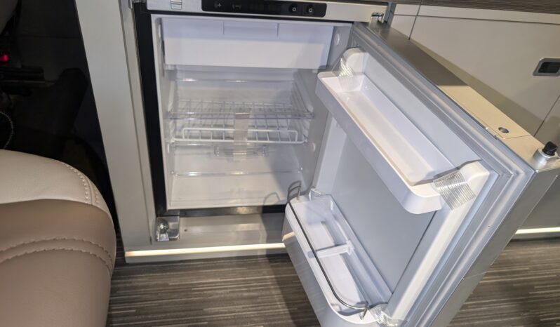 FORD TOURNEO CUSTOM 320 TITANIUM POP-TOP CAMPERVAN **BRAND NEW CONVERSION** full