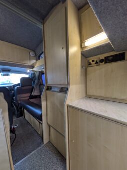 LEISUREDRIVE VIVANTE HIGH TOP CAMPERVAN VW T5 T28 130 TDI *STUNNING THROUGHOUT* full