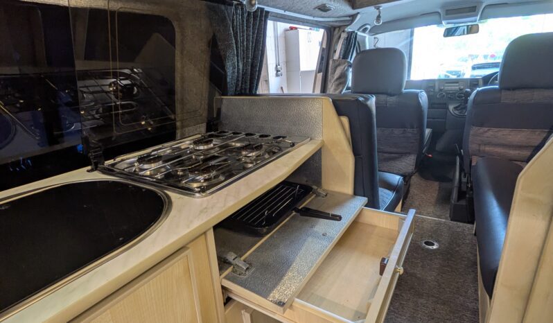 LEISUREDRIVE VIVANTE HIGH TOP CAMPERVAN VW T5 T28 130 TDI *STUNNING THROUGHOUT* full