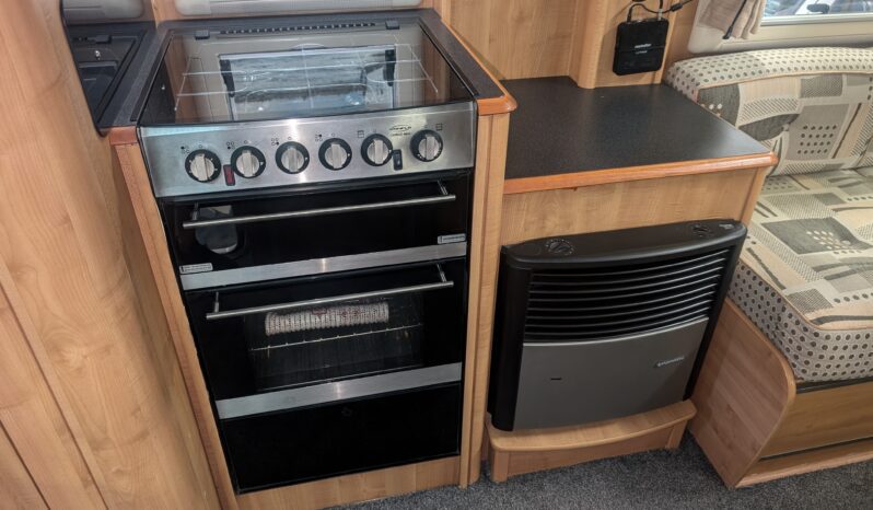 AUTOTRAIL APACHE 634 SE U 4 BERTH MOTORHOME FIAT DUCATO M-JET 2.3 full