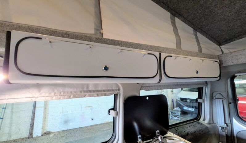 MAZDA BONGO AERO CITY RUNNER POP TOP CAMPERVAN full