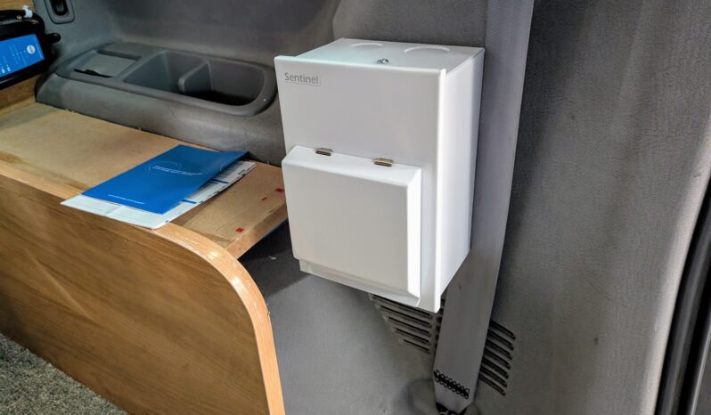 MAZDA BONGO AERO CITY RUNNER POP TOP CAMPERVAN full