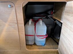 MAZDA BONGO AERO CITY RUNNER POP TOP CAMPERVAN full