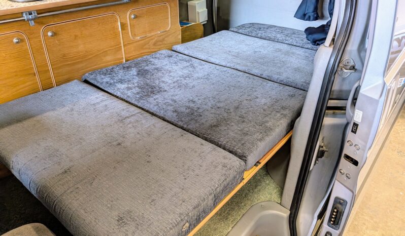 MAZDA BONGO AERO CITY RUNNER POP TOP CAMPERVAN full