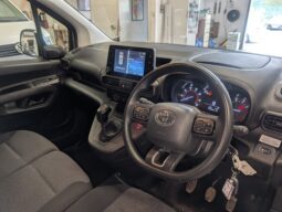 TOYOTA PROACE L1 CITY VAN, TWIN SLIDER, THREE SEATS 1.5d 100 **FANTASTIC VALUE** full