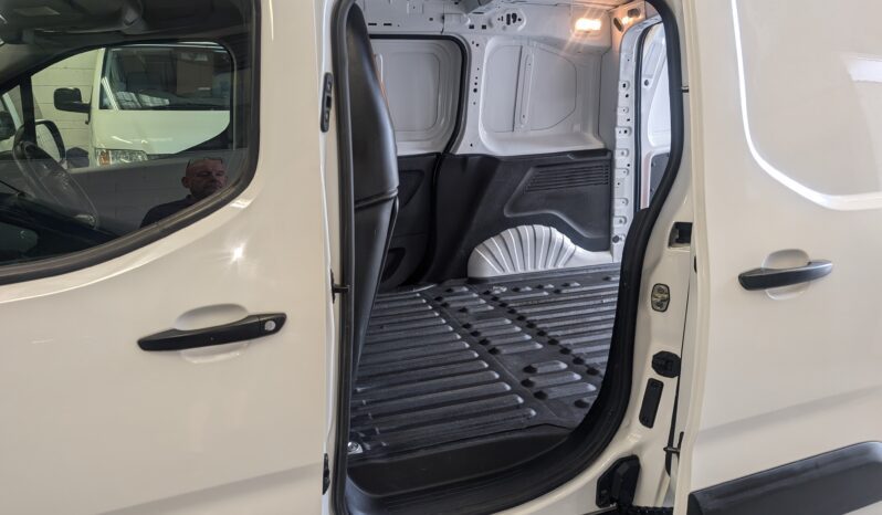 TOYOTA PROACE L1 CITY VAN, TWIN SLIDER, THREE SEATS 1.5d 100 **FANTASTIC VALUE** full