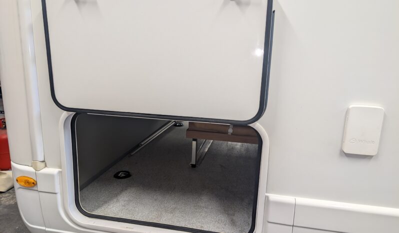 AUTO TRAIL APACHE 700 6 BERTH MOTORHOME FIAT DUCATO ** A1 CONDITION THROUGHOUT** full