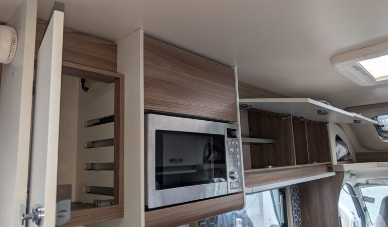SWIFT ESCAPE 612 TWO BERTH MOTORHOME FIAT DUCATO 2.3 **STUNNING MOTORHOME** full