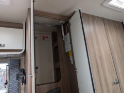 SWIFT ESCAPE 612 TWO BERTH MOTORHOME FIAT DUCATO 2.3 **STUNNING MOTORHOME** full