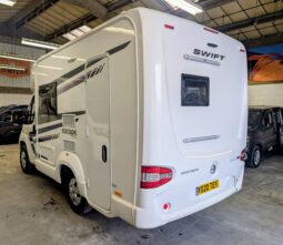 SWIFT ESCAPE 612 TWO BERTH MOTORHOME FIAT DUCATO 2.3 **STUNNING MOTORHOME** full