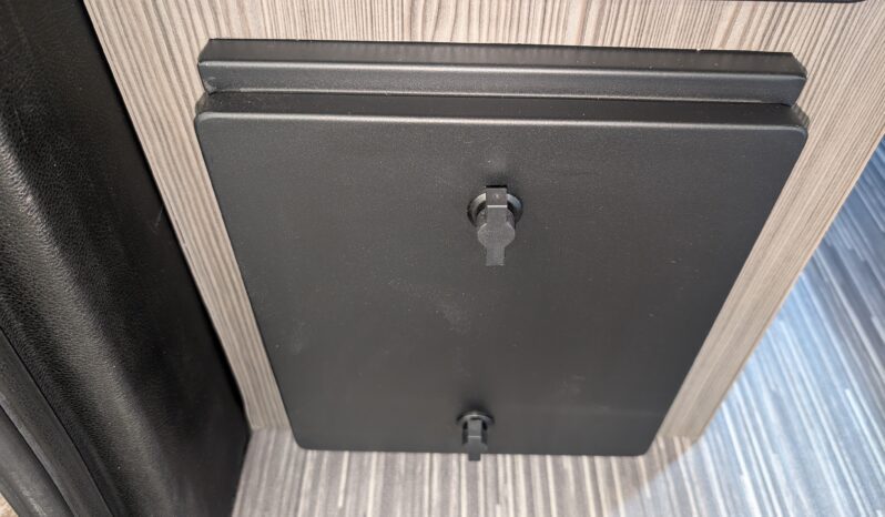 FORD TOURNEO GRAND CONNECT ZETEC MICRO CAMPERVAN **BRAND NEW CONVERSION** full