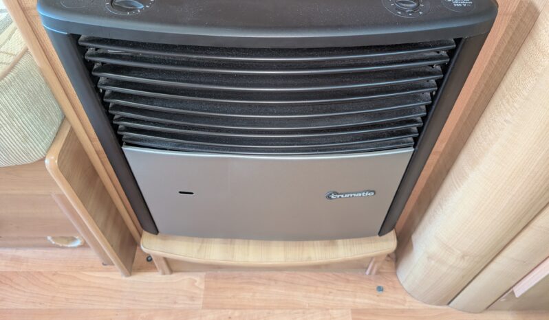 AUTOTRAIL TRACKER EKS SE 4 BERTH MOTORHOME FIAT DUCATO 130 M-JET ***ONE OWNER FROM NEW*** full