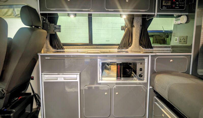 VW T6 T28 150BHP HIGHLINE POP-TOP 4 BERTH CAMBRIDGE CONVERSION CAMPERVAN, STUNNING THROUGHOUT full