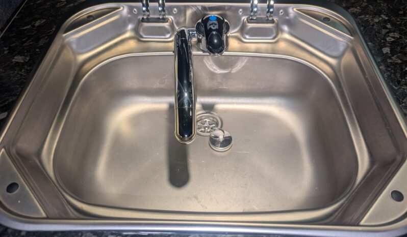 VW T6 T28 150BHP HIGHLINE POP-TOP 4 BERTH CAMBRIDGE CONVERSION CAMPERVAN, STUNNING THROUGHOUT full