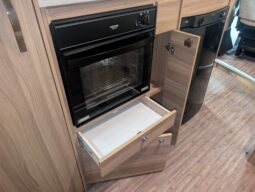 ELDDIS MAJESTIC 125 TWO BERTH MOTORHOME PEUGEOT BOXER 2.2 **ONE OWNER** full